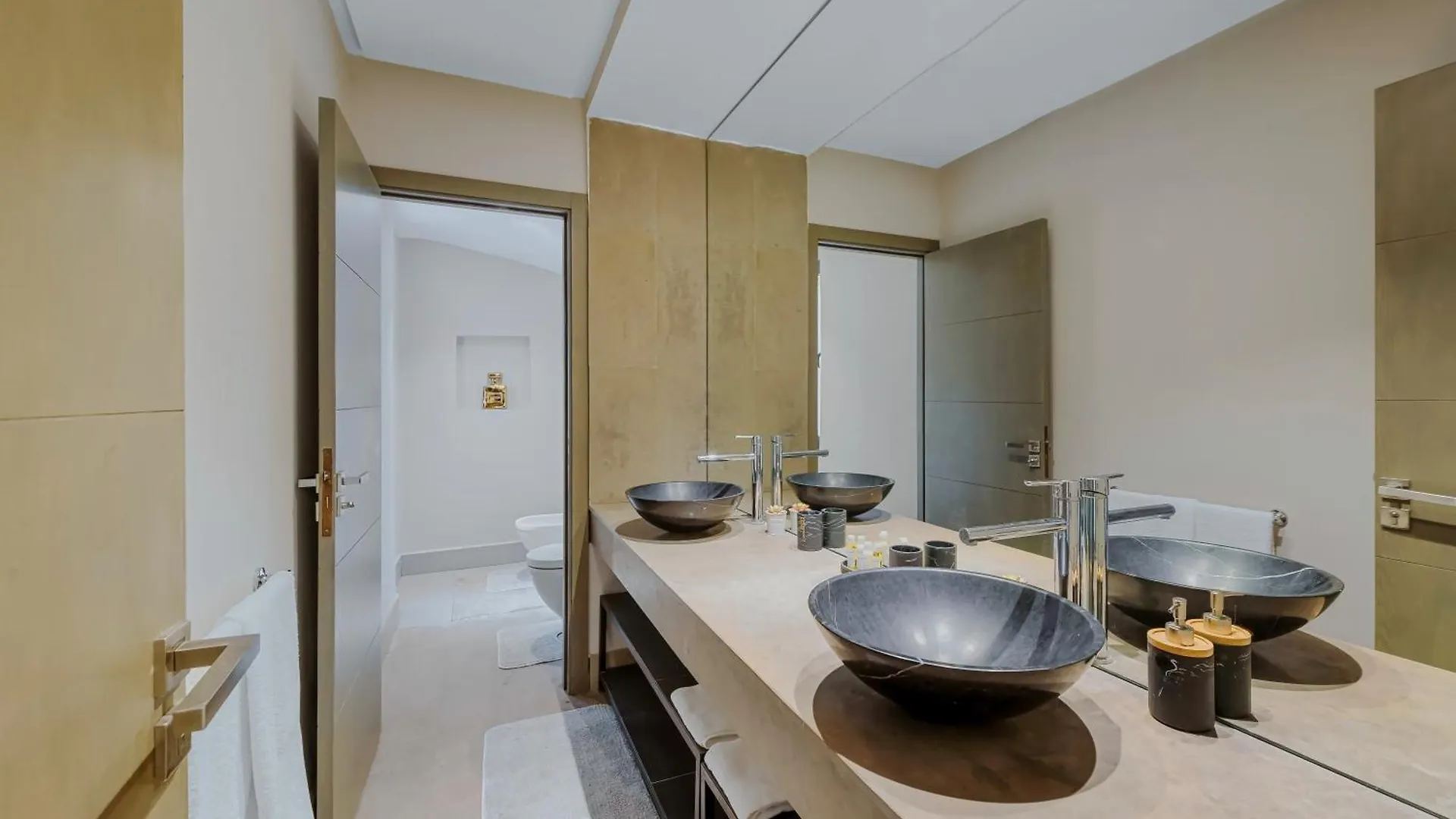 Oasis Villa Prime Location Full Staff Cinema Marraquexe