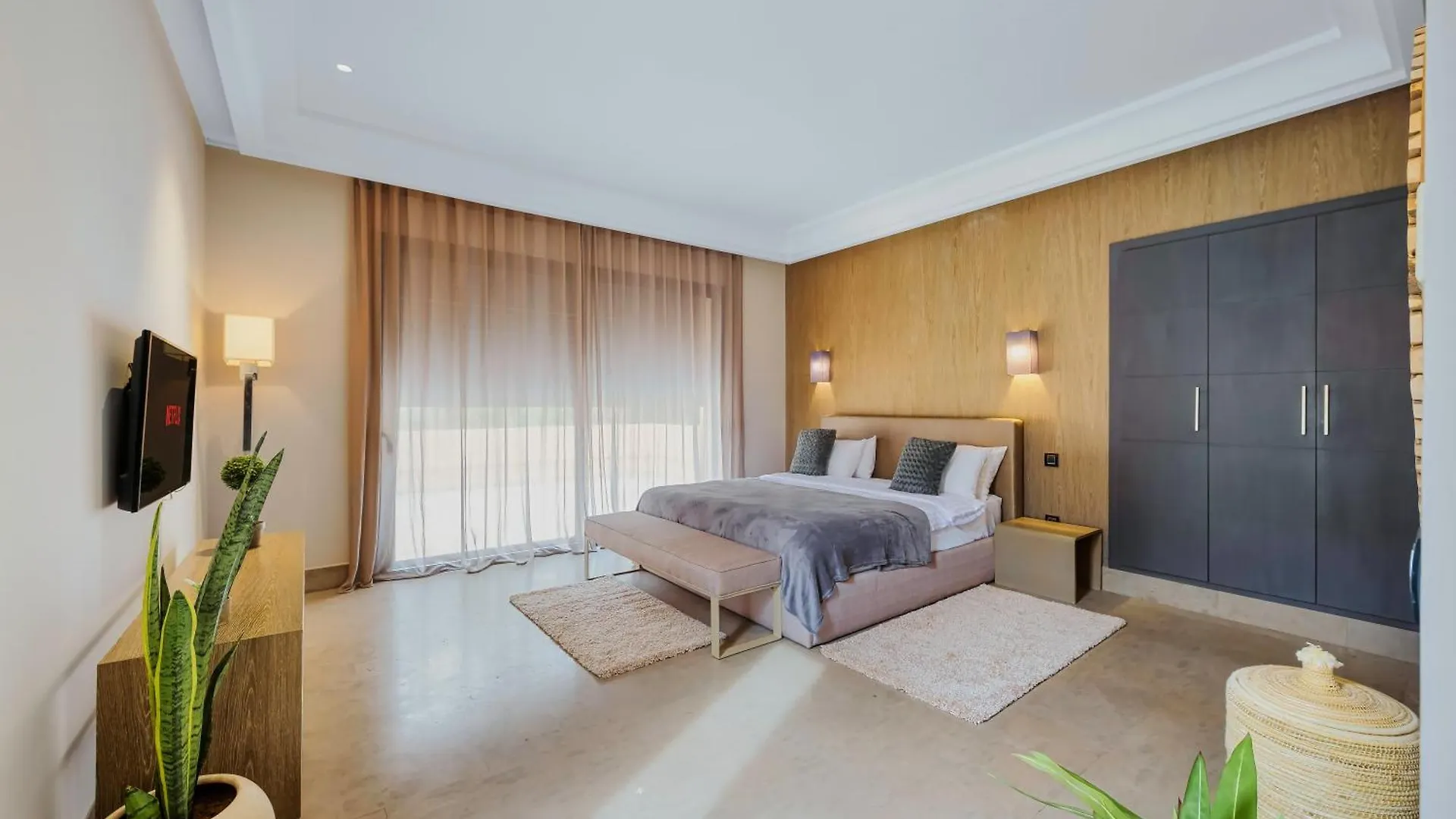 Oasis Villa Prime Location Full Staff Cinema Marakeş